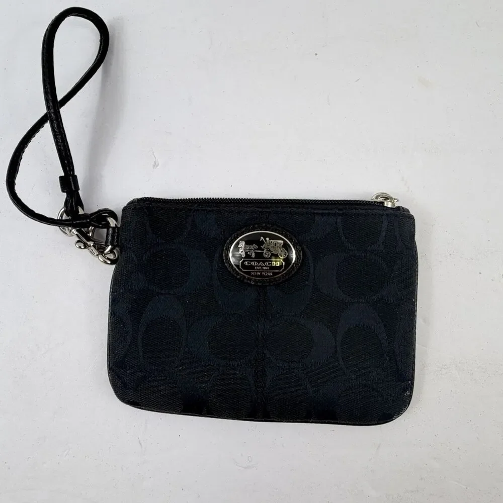 Coach Wristlet Wallet Pouch Zip Women's Small Black Small 6” X 4”